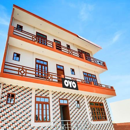 Hotel O Aradhya Galaxy Bhauli Exterior photo